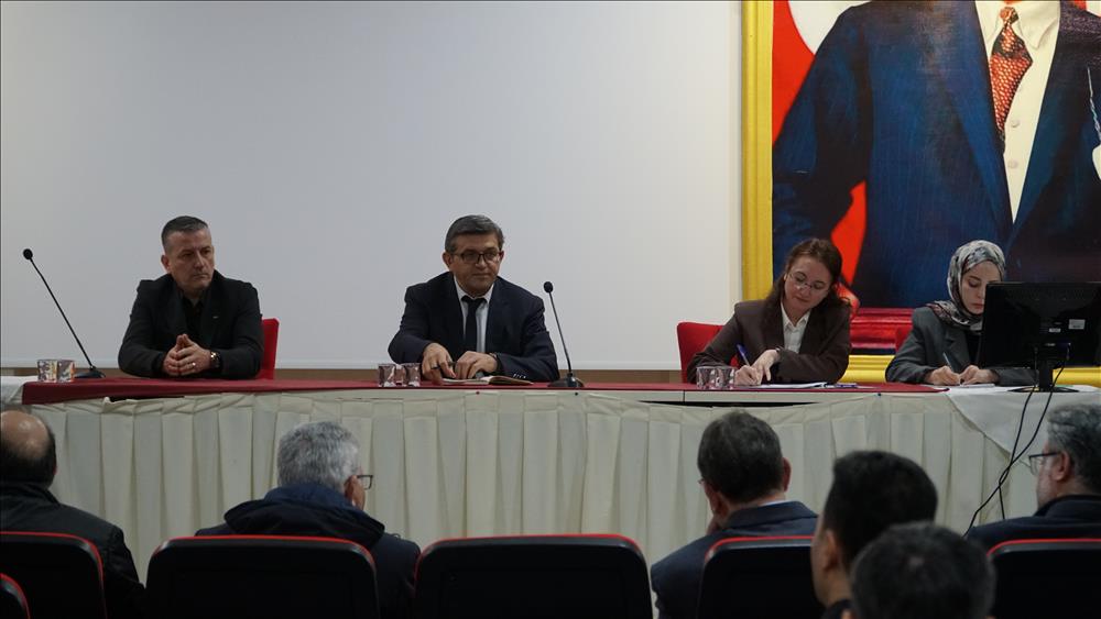 Yalova Üniversitesi 2025–2026 Eğitim-Öğretim Yılı Hazırlık Toplantısı Gerçekleştirildi